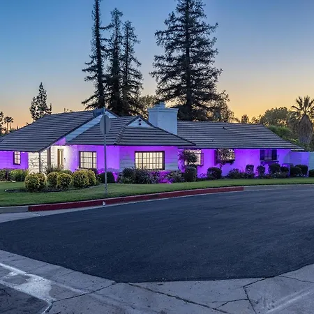 Stunning, Newly Remodeled Bright Home